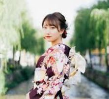 <p style="text-indent:2em;">{{keyword}}是一家专注于文化传播的公司，致力于推广三国时期的历史、文化、艺术和小说等多元内容，公司不仅在数字媒体、网络平台和旅游文化等方面进行深入实践，还结合现代科技和信息传播技术进行创新，其具体业务包括但不限于： 2. 网络平台业务：搭建三国文化相关的线上平台，如在线展馆、论坛社区等，提供知名的三国相关活动和事件信息，实现全球三国的爱好者和读者互动与交流。 3. 旅游文化产业：开发具有浓厚三国氛围的旅游线路和旅游文化产品，为游客提供深度体验三国历史文化的机会。 4. 跨界合作：与文化、旅游相关企业或机构进行跨界合作,共同开发和推广三国文化产品和服务。</p> <p style="text-indent:2em;">{{keyword}}致力于向全球展示中国历史上的文化瑰宝——三国文化的魅力,通过多样化的文化产业形式和现代化的传播手段让更多的人了解并喜爱三国文化并对对中国历史文化有更深入的理解。</p>
